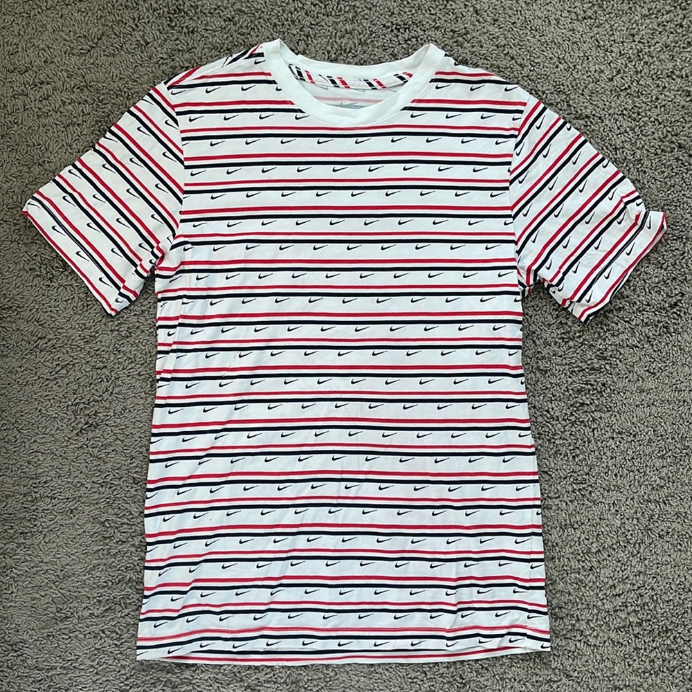 Men’s Nike Red White and Blue Tee Size S